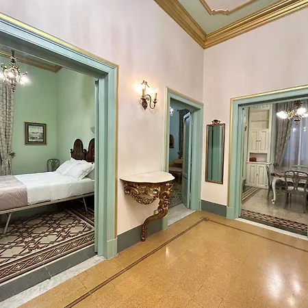 Daire Florentine Penthouse By Florencehospitality Com
