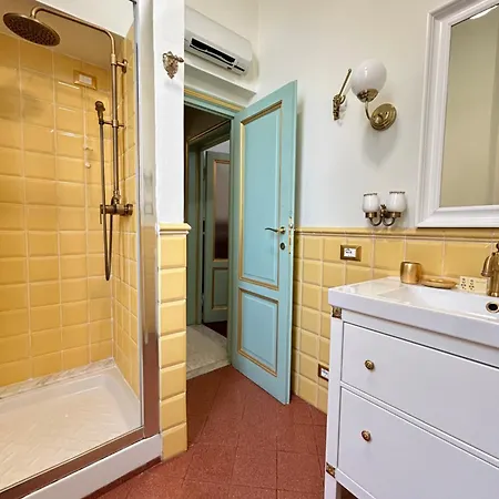 Florentine Penthouse By Florencehospitality Com Daire Floransa