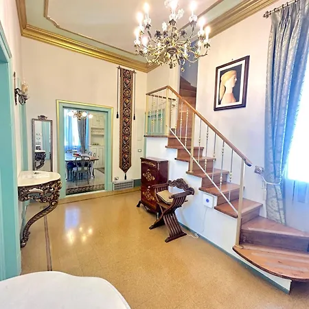 Florentine Penthouse By Florencehospitality Com Daire *