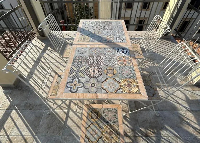 Florentine Penthouse By Florencehospitality Com