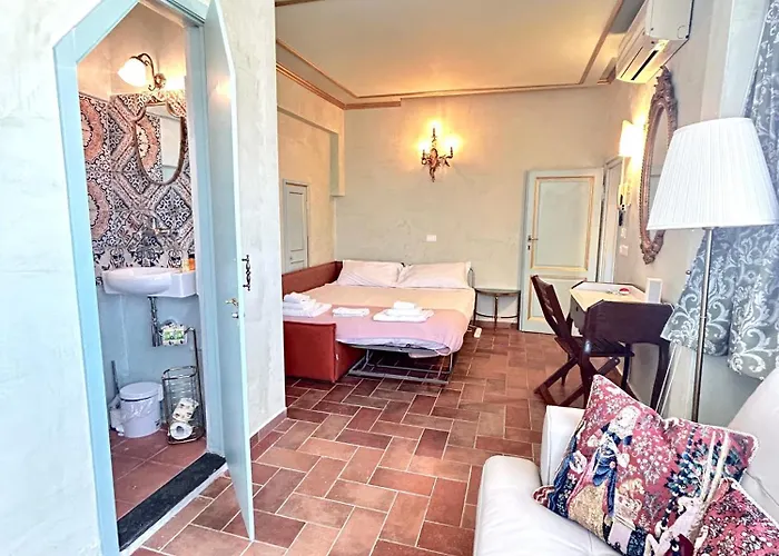 Florentine Penthouse By Florencehospitality Com * Florença